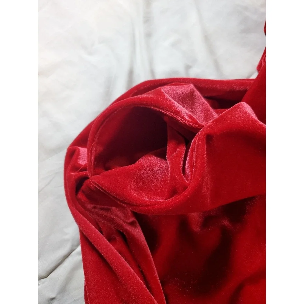 Only Necessities Red Long Robe 1X Velvet Cozy Lounge‎ Polyester VTG